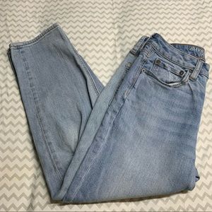 American Eagle Vintage High Rise 5 button distress